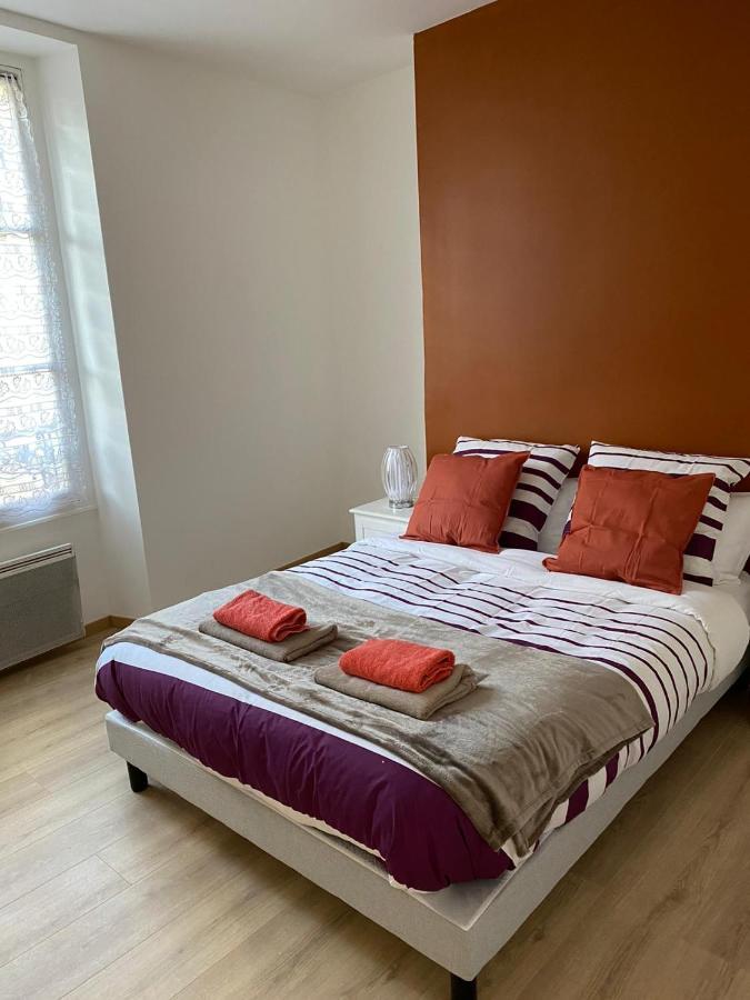 Grand F4 De 71M2 Pour 6 Personnes En Plein Centre Ville Арпежон Екстериор снимка