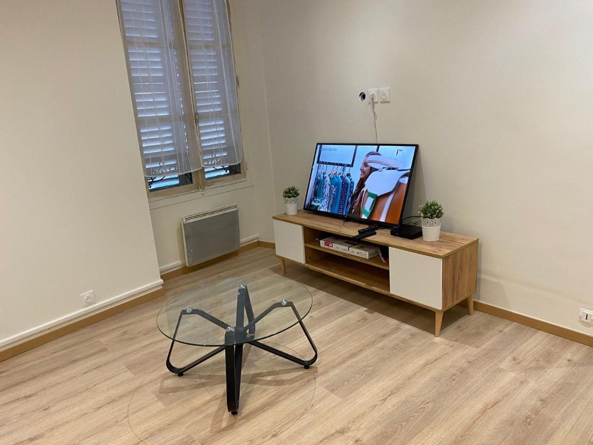 Grand F4 De 71M2 Pour 6 Personnes En Plein Centre Ville Арпежон Екстериор снимка