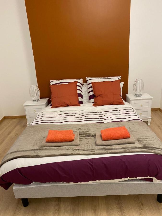 Grand F4 De 71M2 Pour 6 Personnes En Plein Centre Ville Арпежон Екстериор снимка
